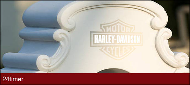 gravsten med harley-davidson logo